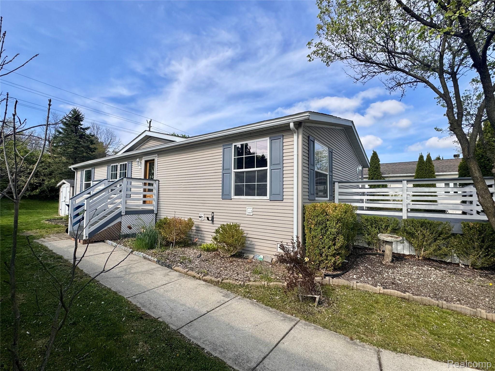 100 Riverview Circle