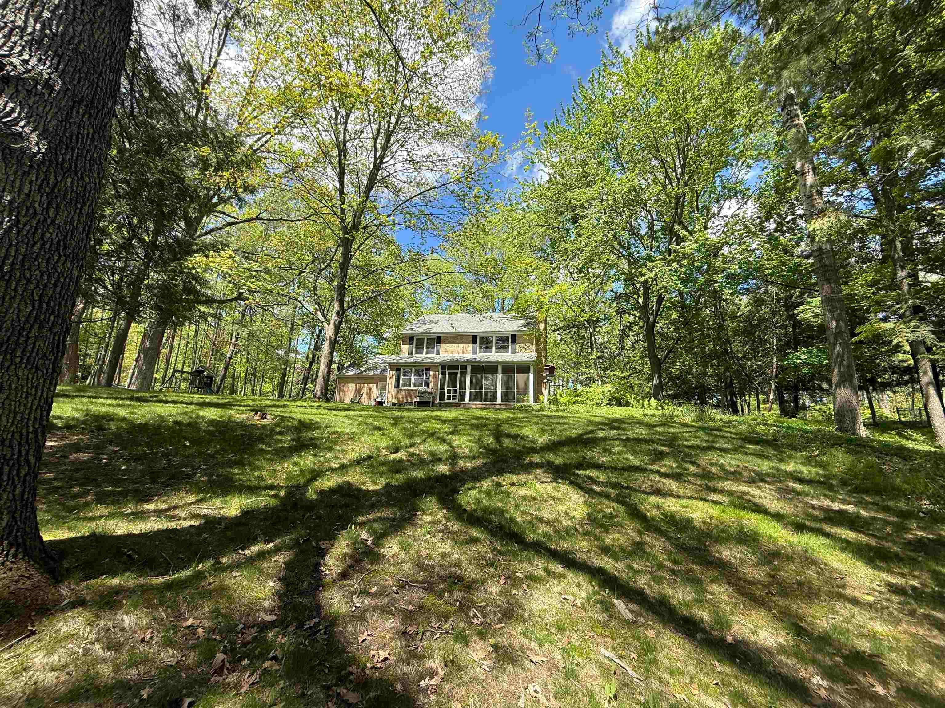 465 Hiawatha Drive