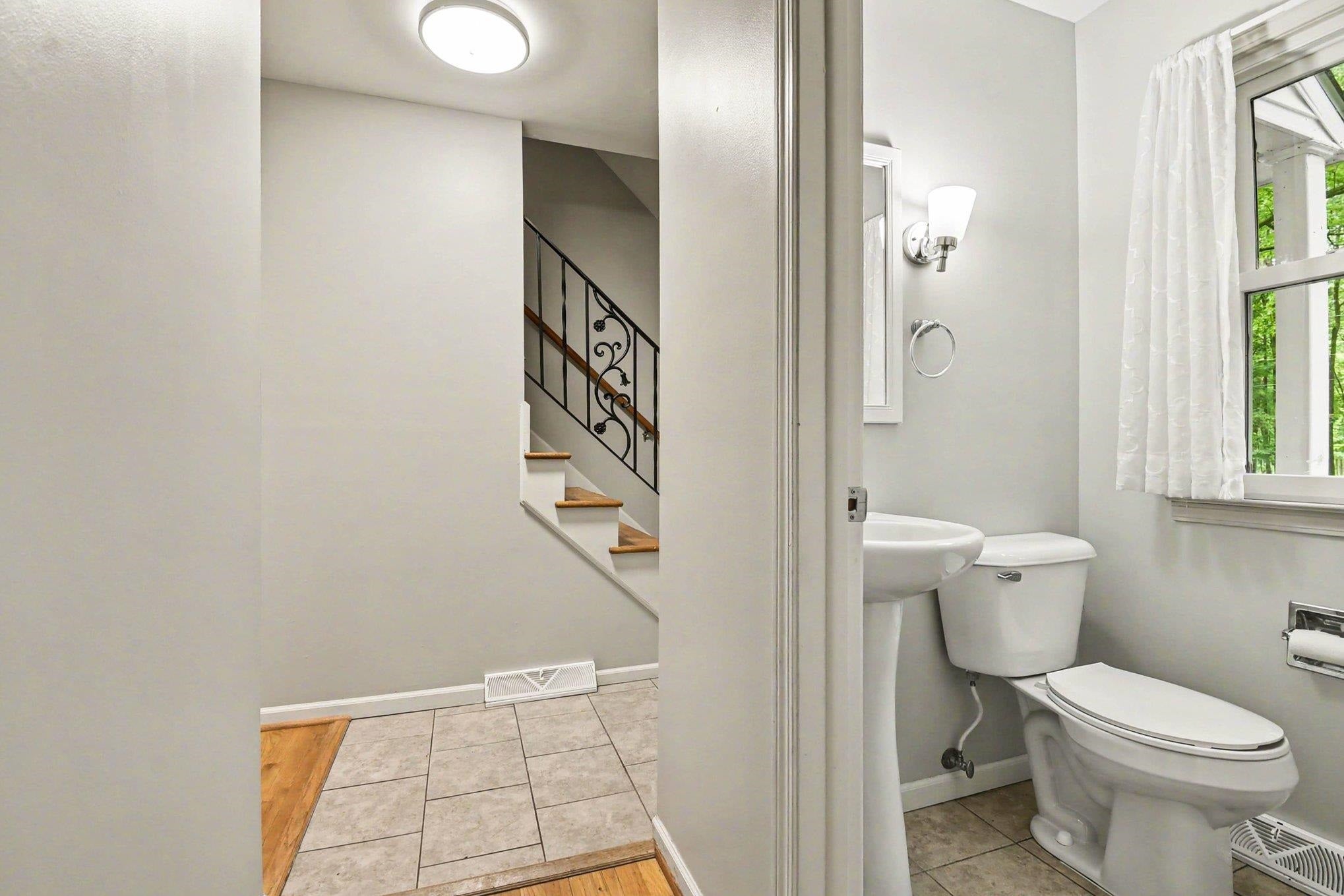 465 Hiawatha Drive