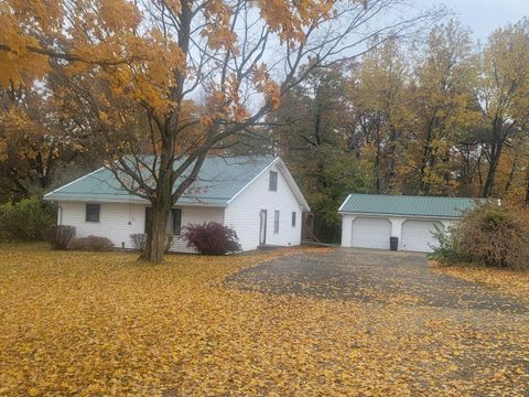 Photo of 64440 Carpenterson Road, Burr Oak Township, MI 49030 (MLS # 68025057587)