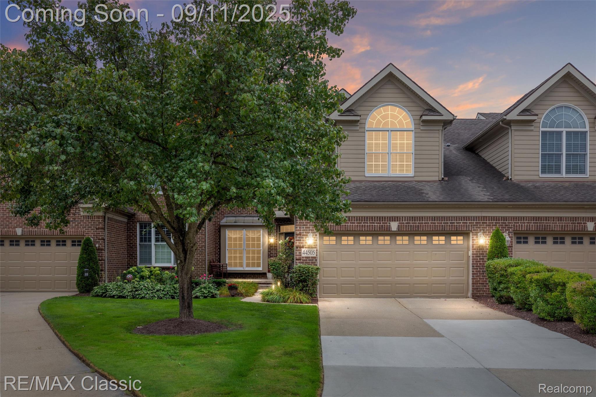 44505 Broadmoor Boulevard