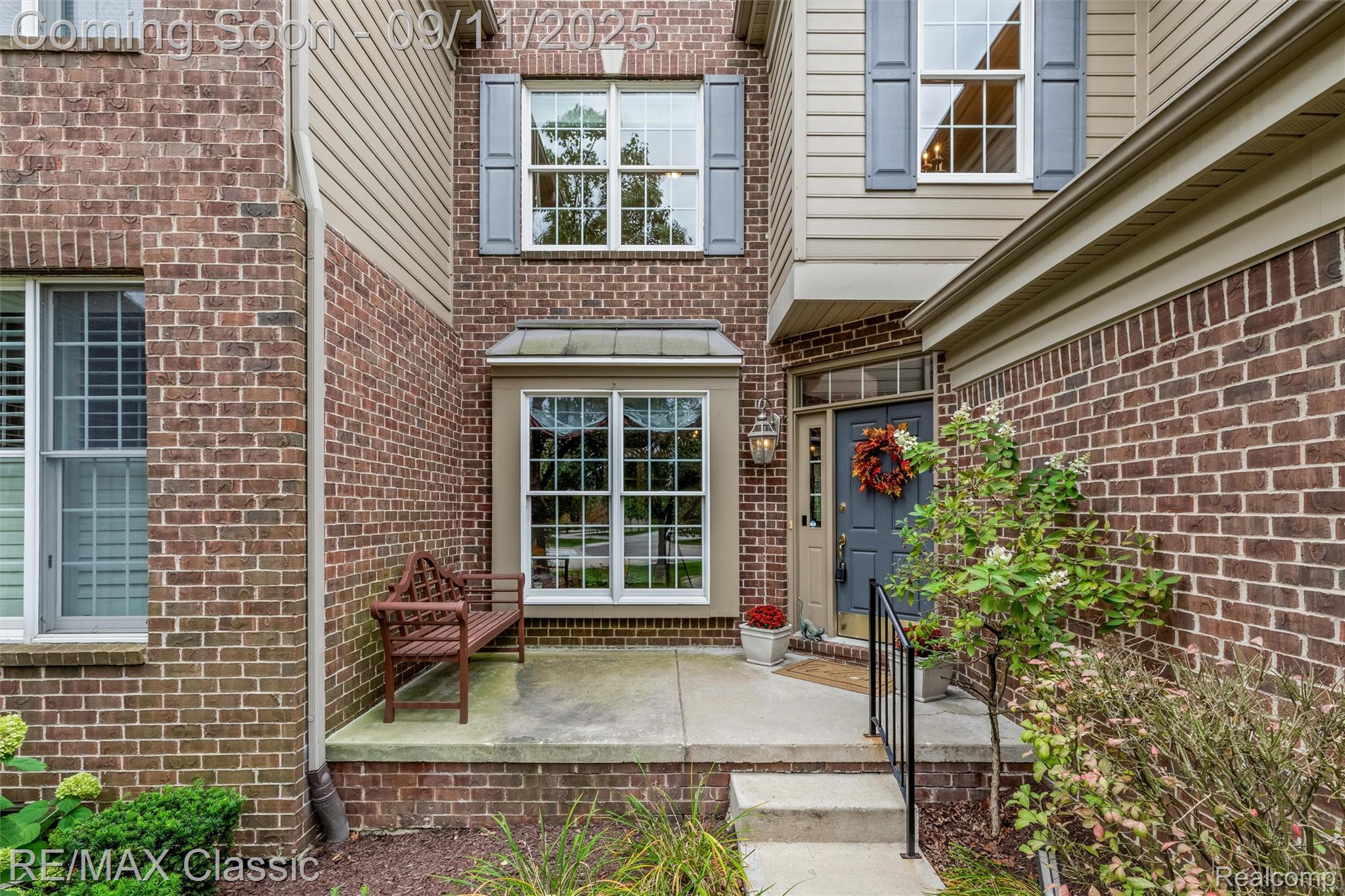 44505 Broadmoor Boulevard