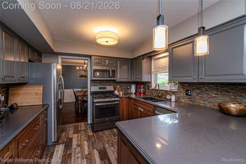 Tiny photo for 29859 Club House Lane, Farmington Hills City, MI 48334 (MLS # 20261065872)
