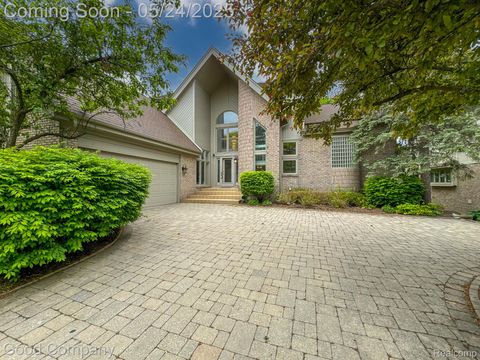 28036 Hickory Circle Farmington Hills City MI 48331