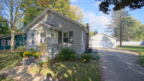 916 Chippewa Street Buchanan City MI 49107