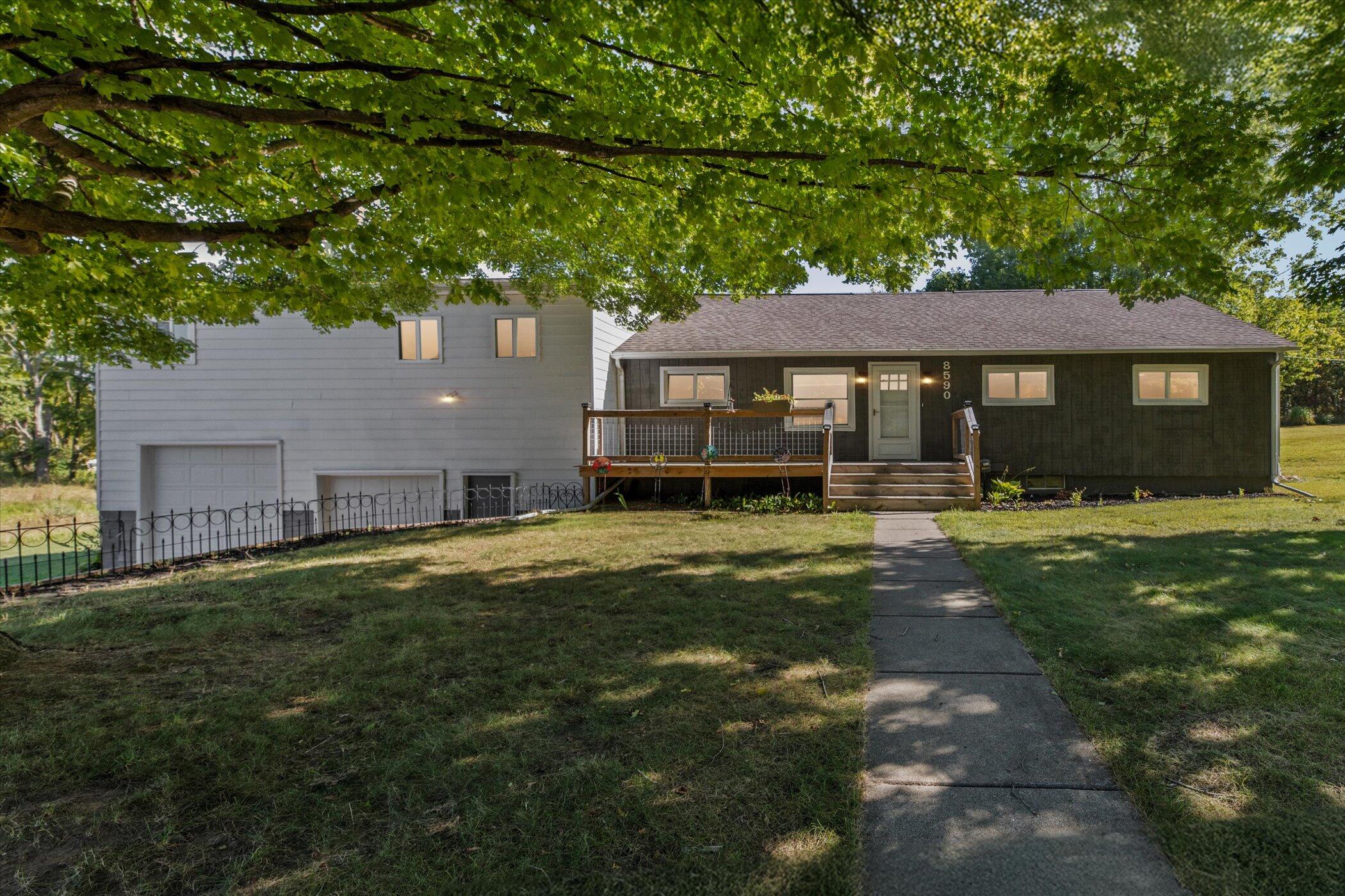 8590 Greenfield Highway