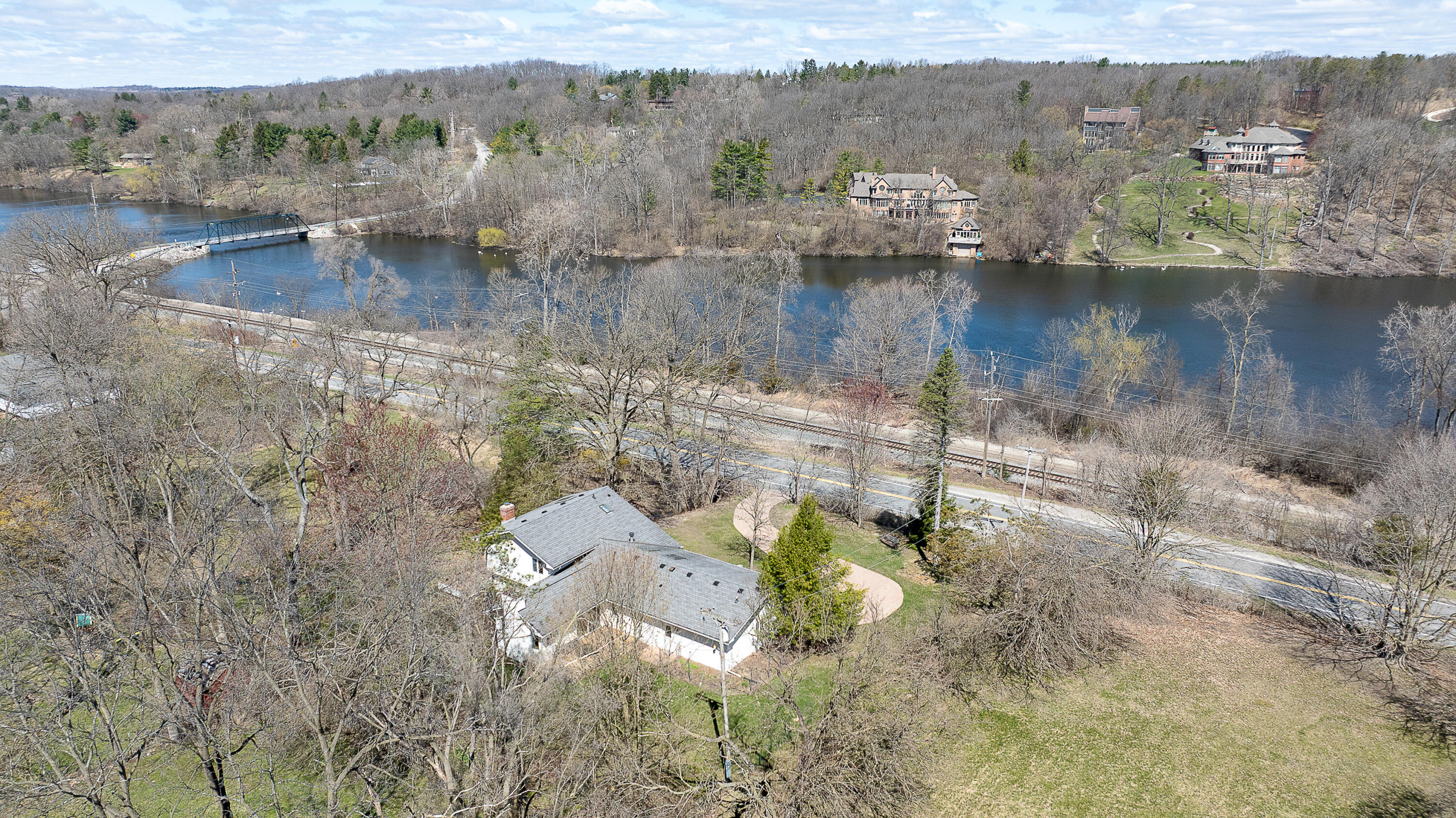 2277 W Huron River Drive