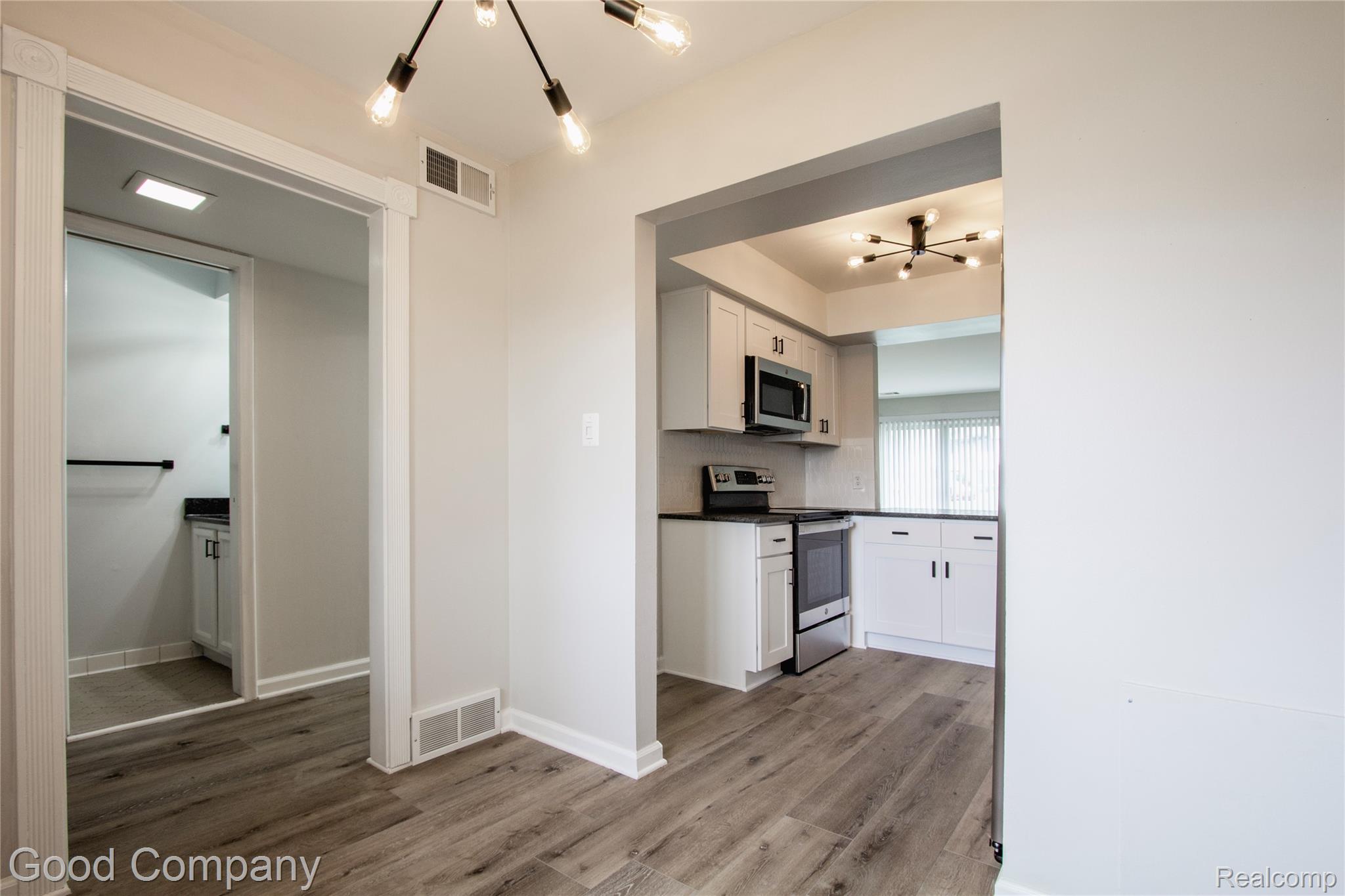 850 N Main Street