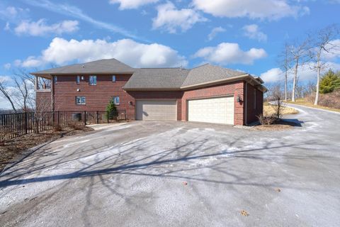 listing image 90