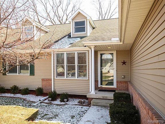 325 Woodhaven Place