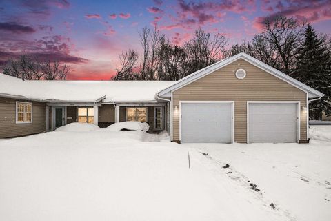 3333 Clear Vista Court NE 23 Plainfield Charter Township MI 49525
