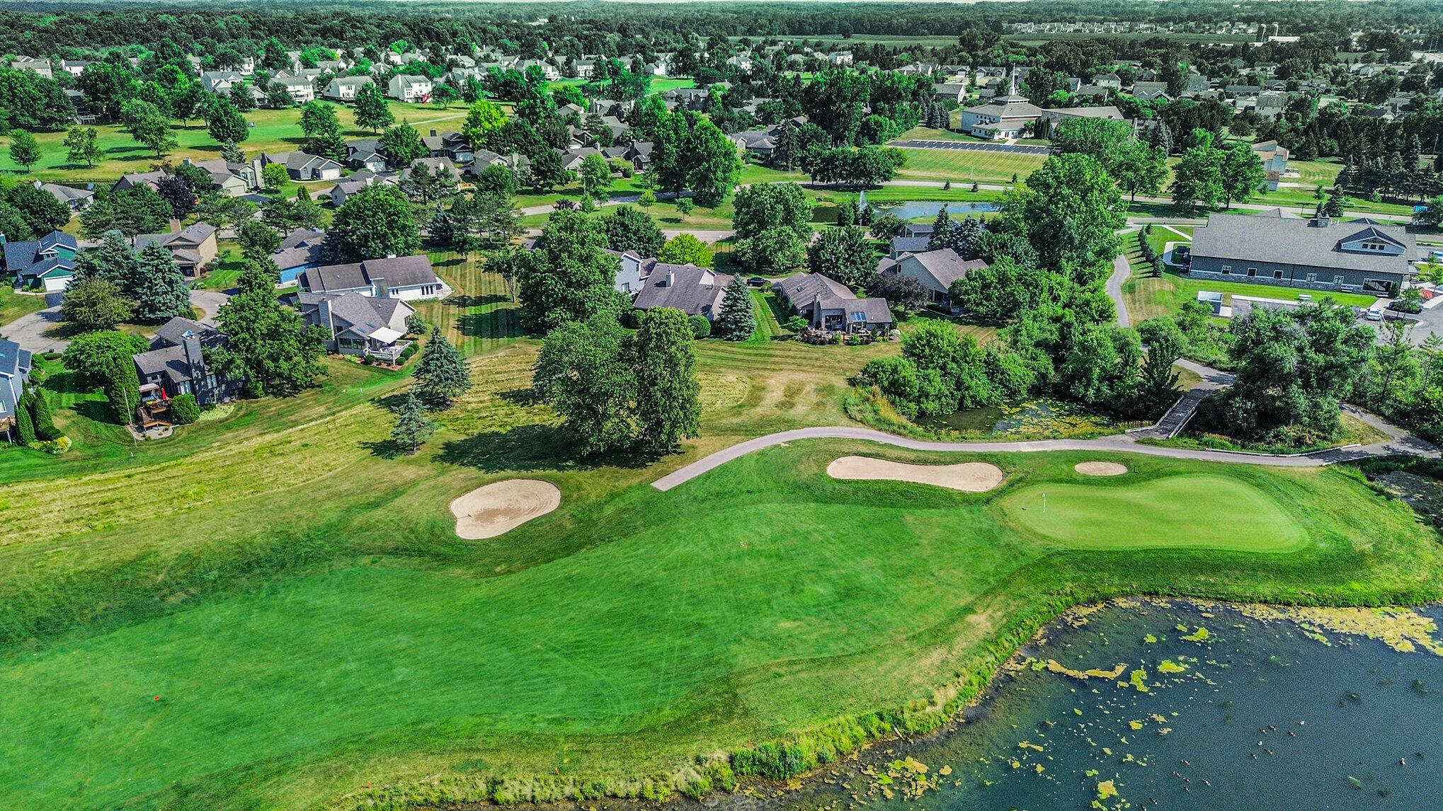 1721 Fountainview Court SE