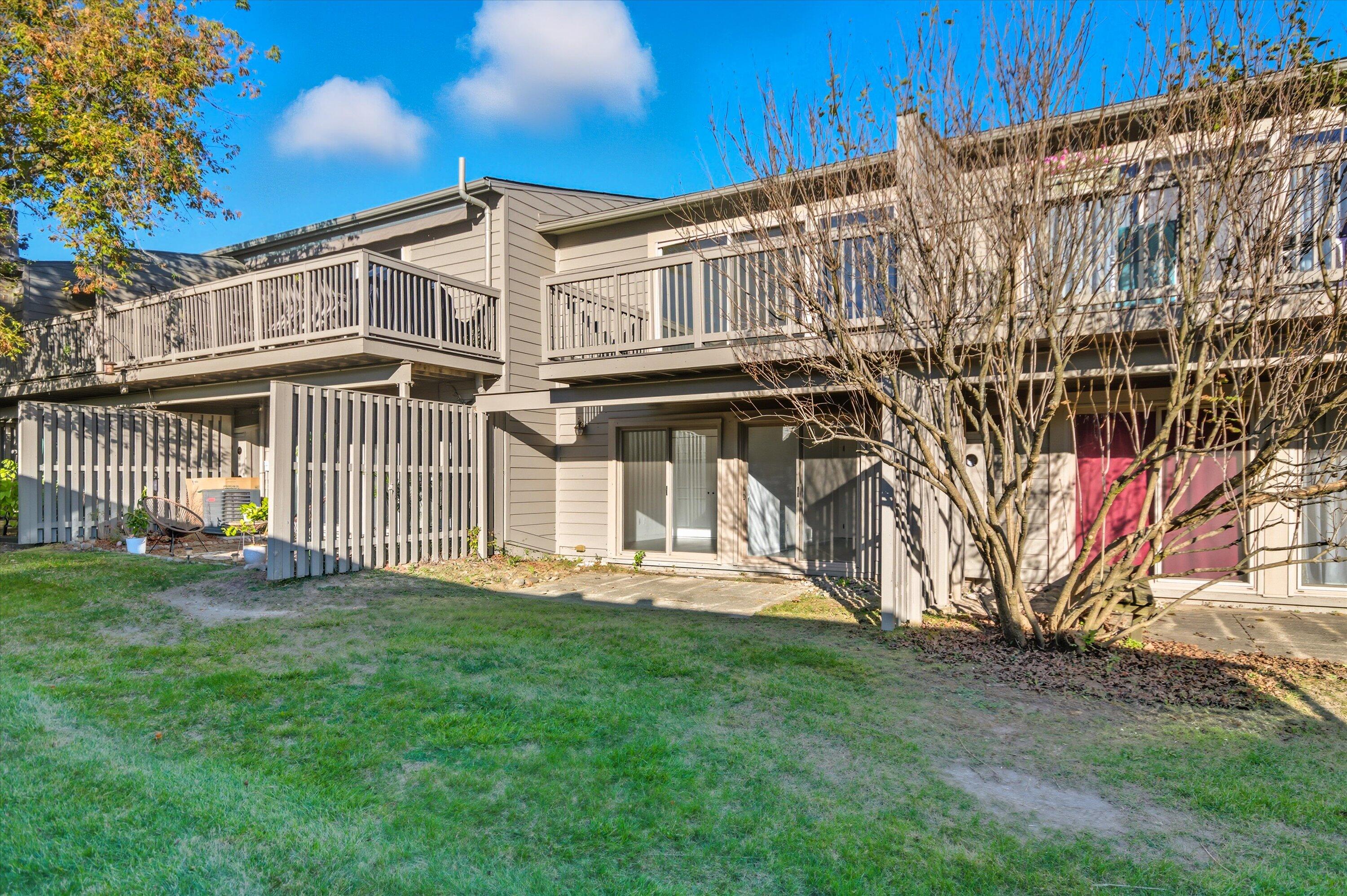 715 Skynob Drive