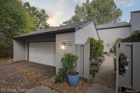 2755 Monte Vista Avenue 39 Genoa Township MI 48114