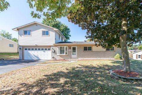 1404 Cardigan Drive Oxford Charter Township MI 48371