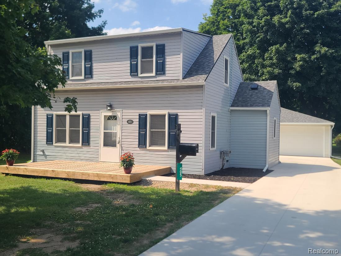 405 W Russell Road