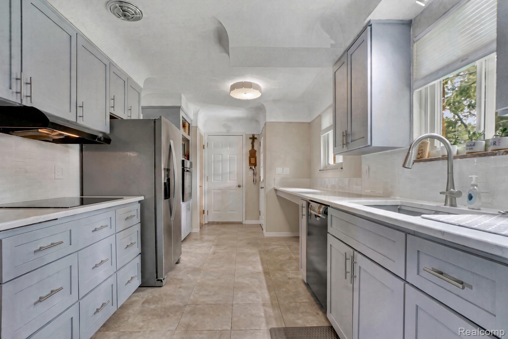 7139 Capri Drive