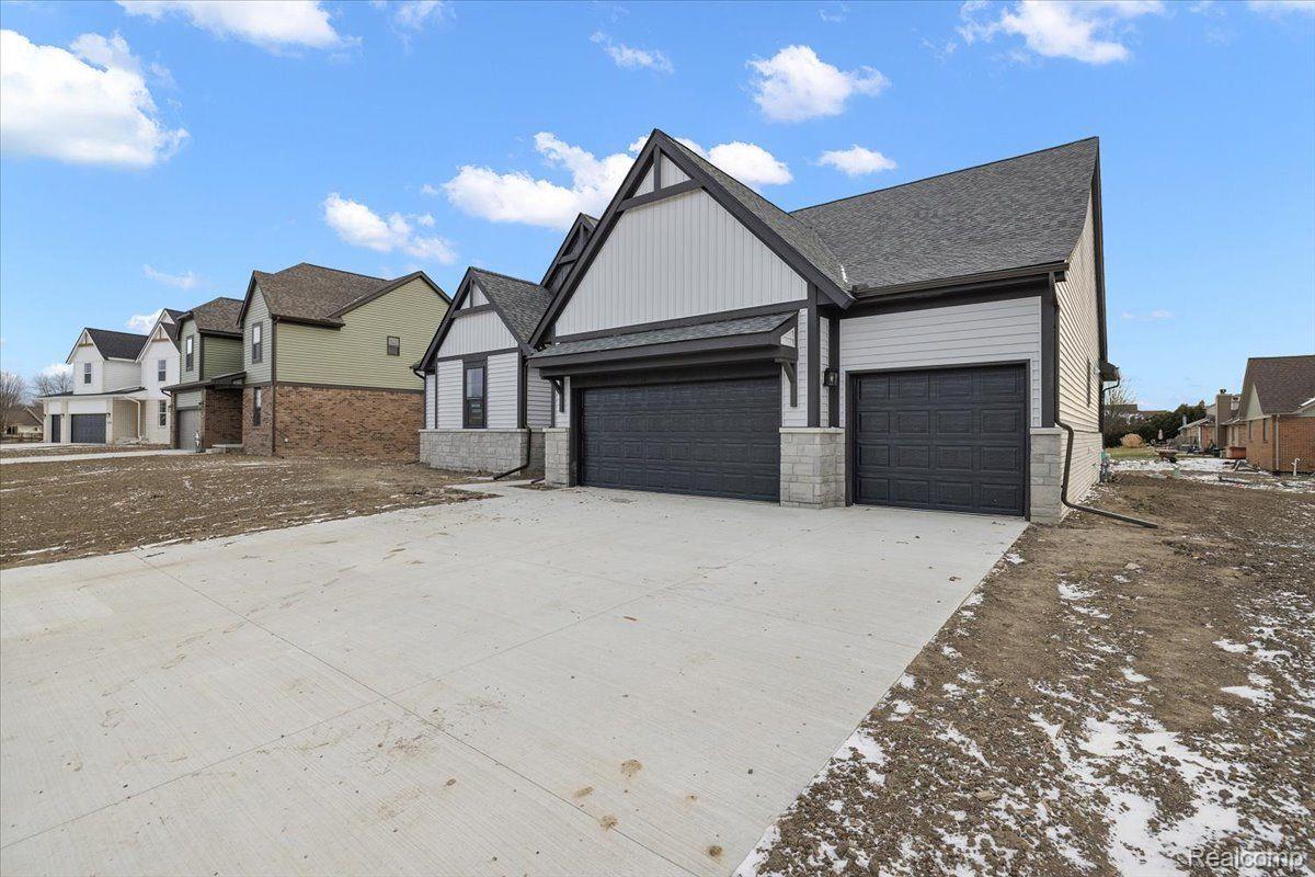 28327 Nadia Lane