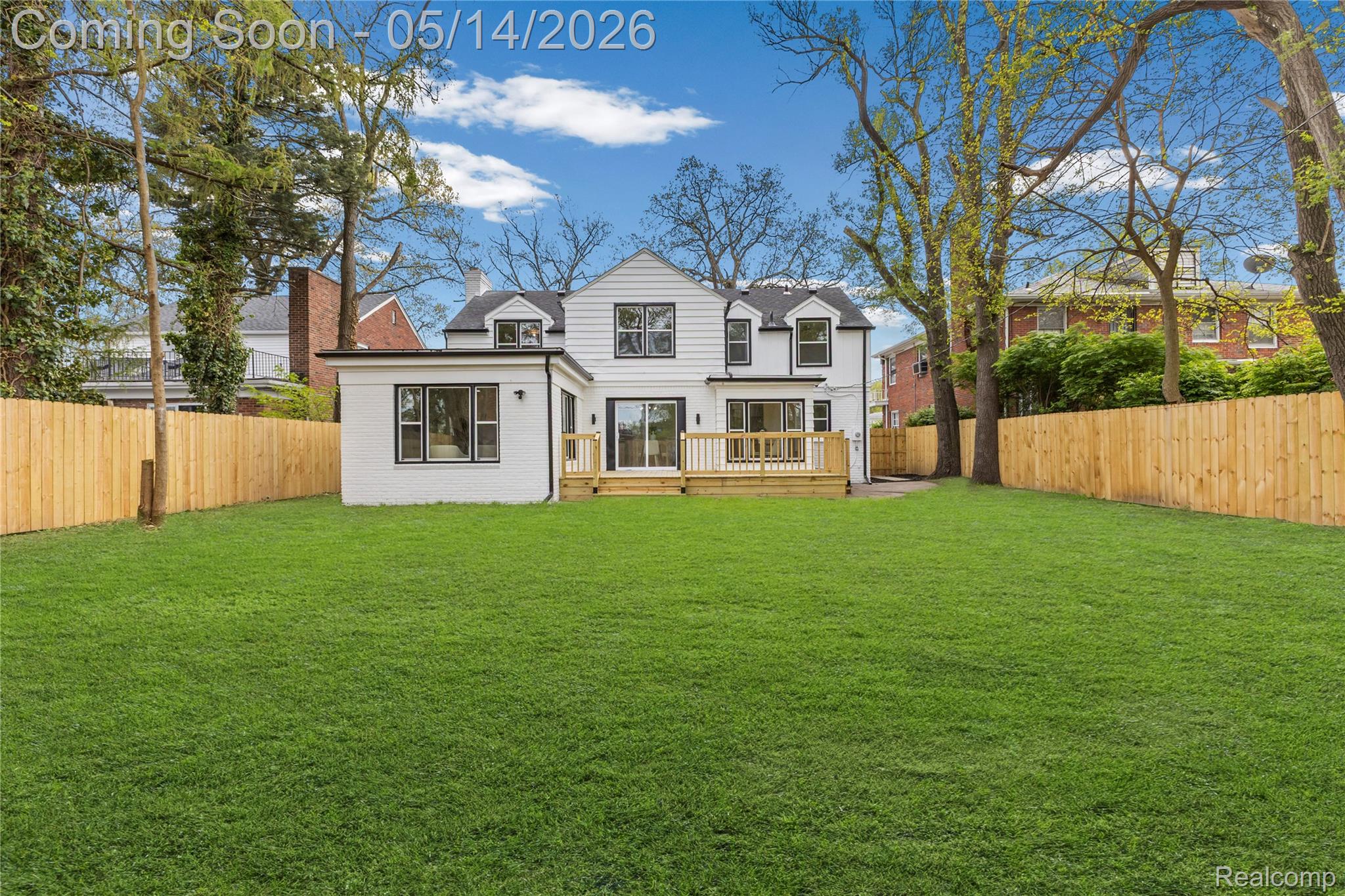 4314 W Outer Drive