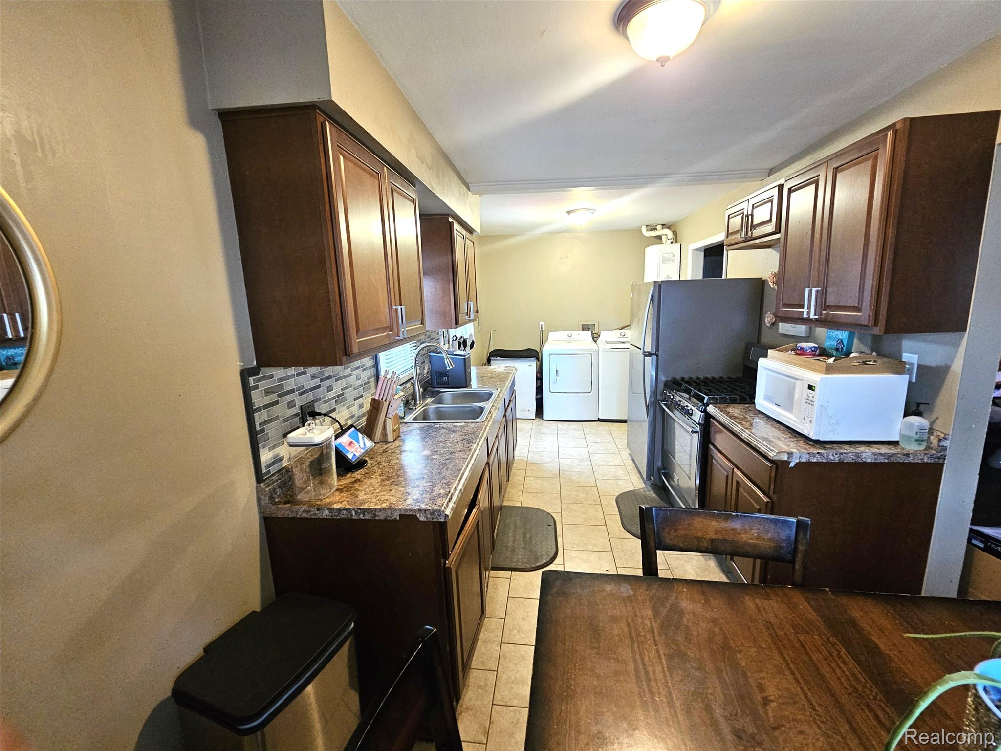 356 Spruce Street