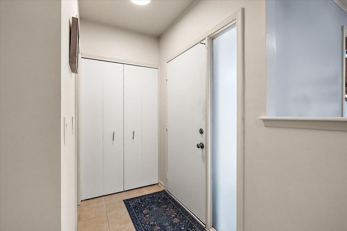 1220 Charleston Court