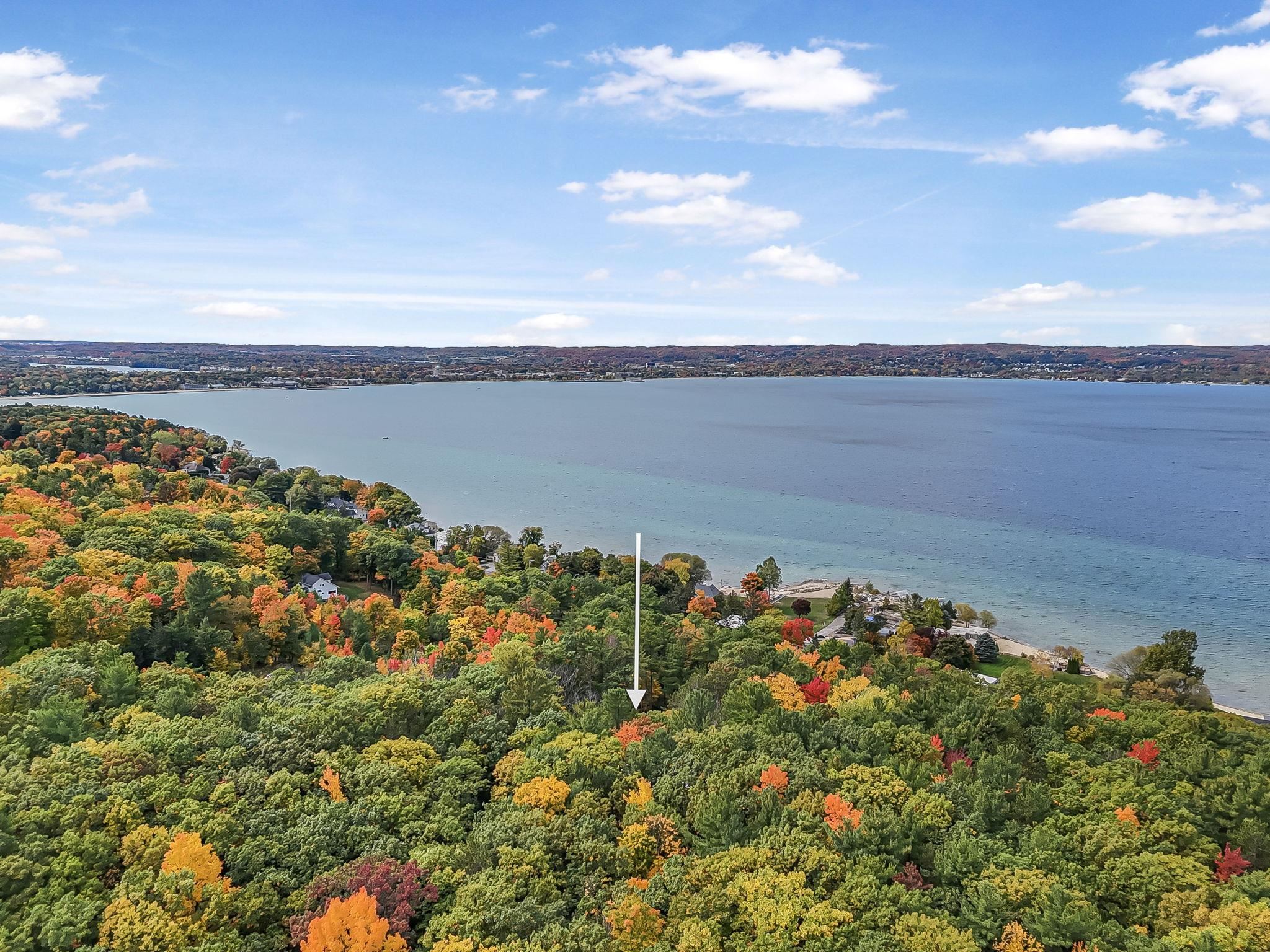 6644 Peninsula Drive