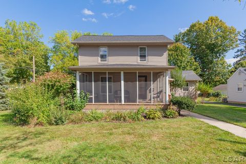 376 Budlong Street Adrian City MI 49221