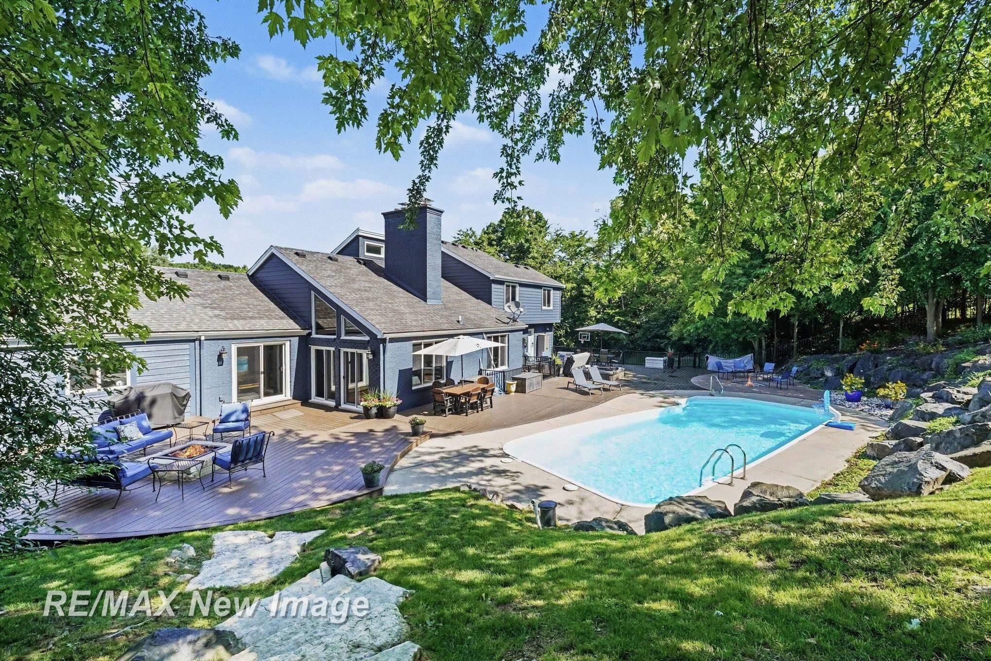 7190 Dark Lake Drive