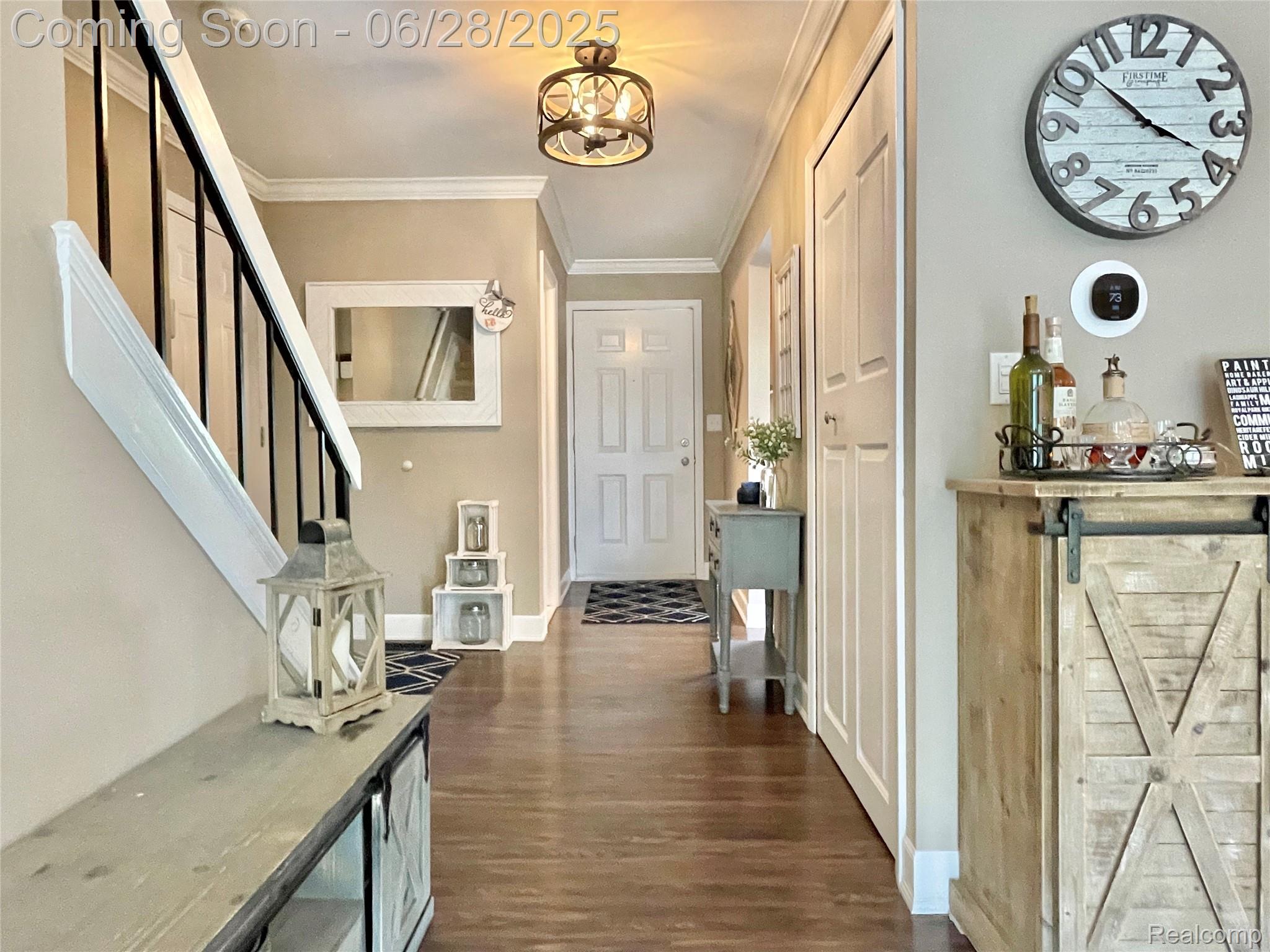 Rochester Hills City, Michigan 48306, United States, 3 Bedrooms Bedrooms, ,3 BathroomsBathrooms,Residential,Pending,160118