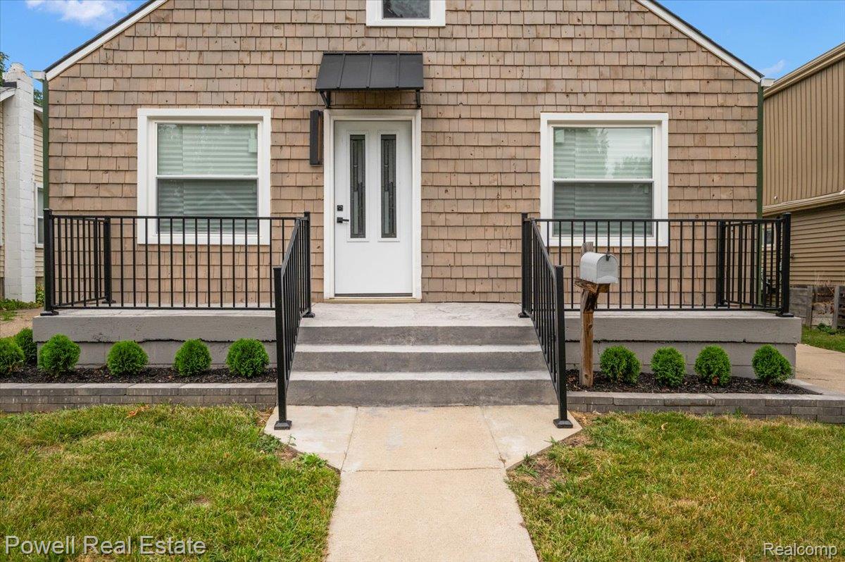 1066 Pearson Street
