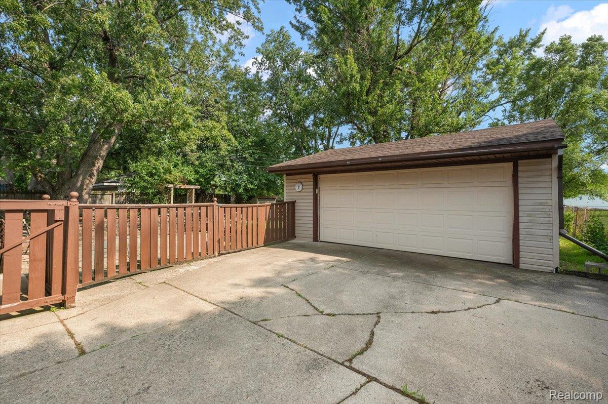 2504 Koper Drive