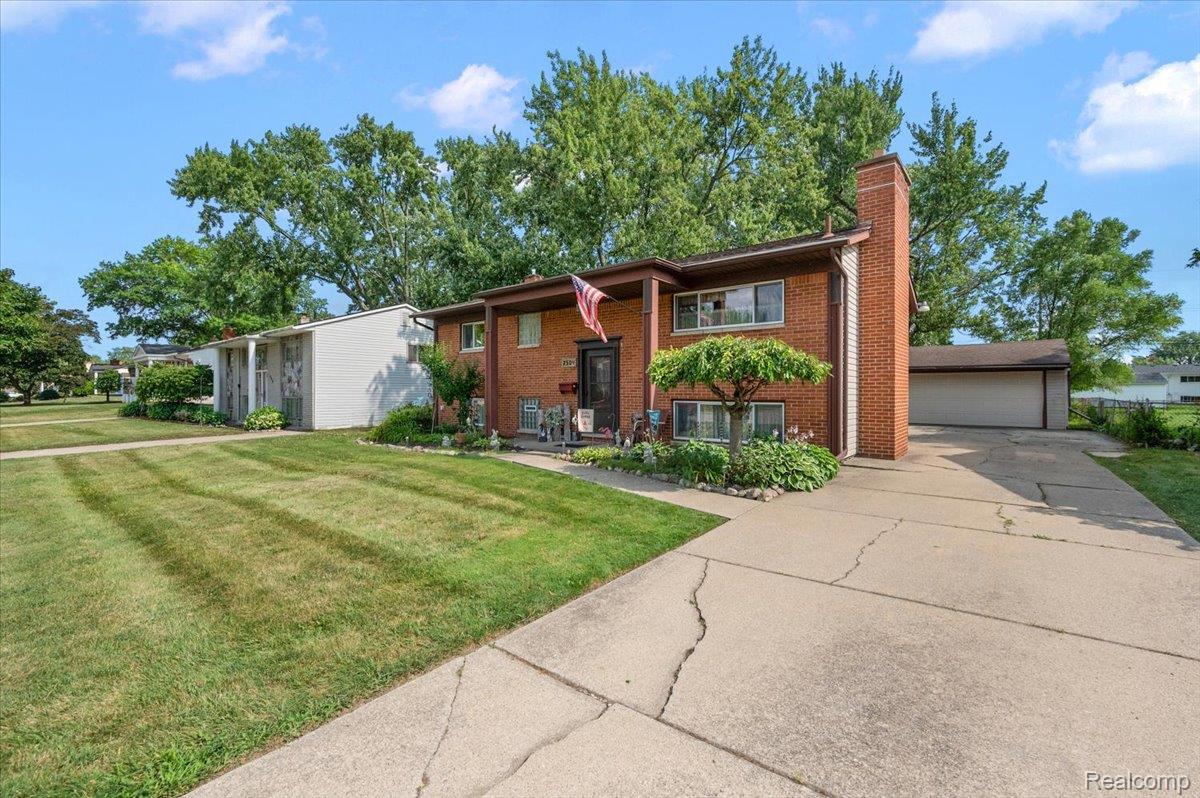 2504 Koper Drive