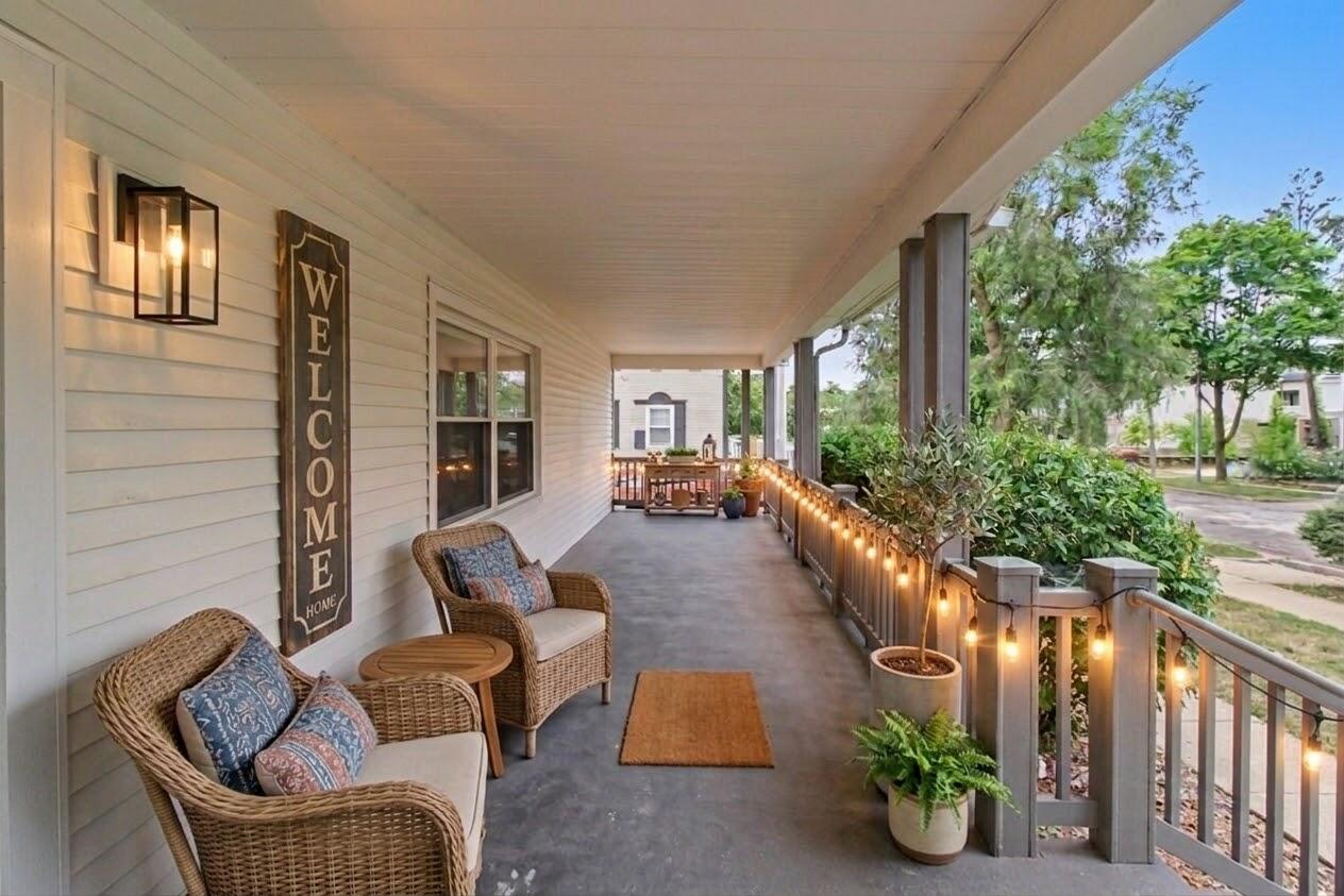 809 Henry Street