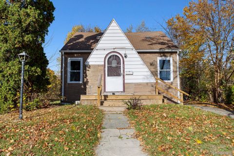 256 CEDARDALE Avenue Pontiac City MI 48341