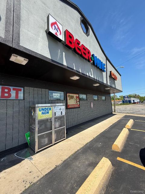 24001 Groesbeck Highway Warren City MI 48089