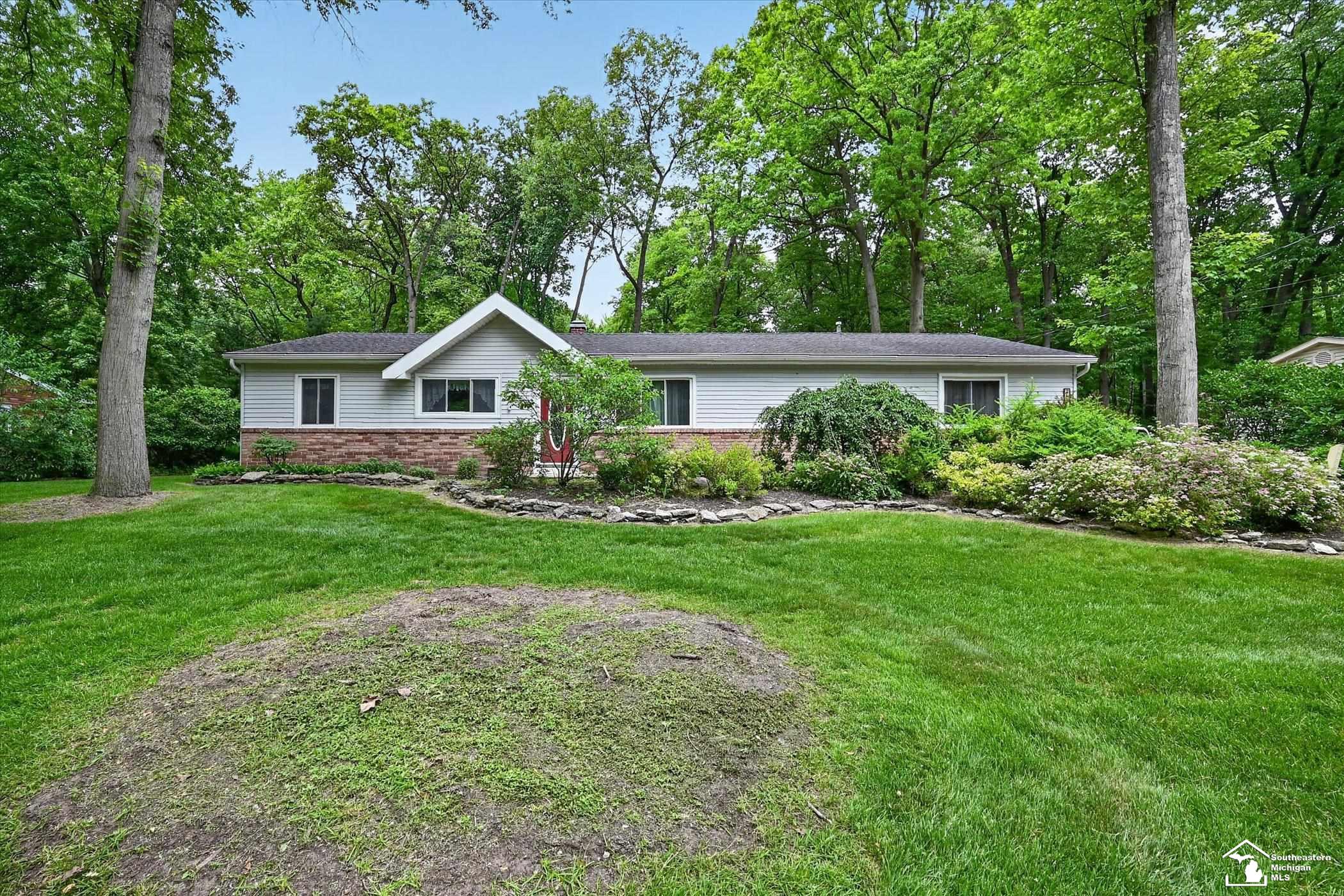 2854 Thunderbird Trail Trail
