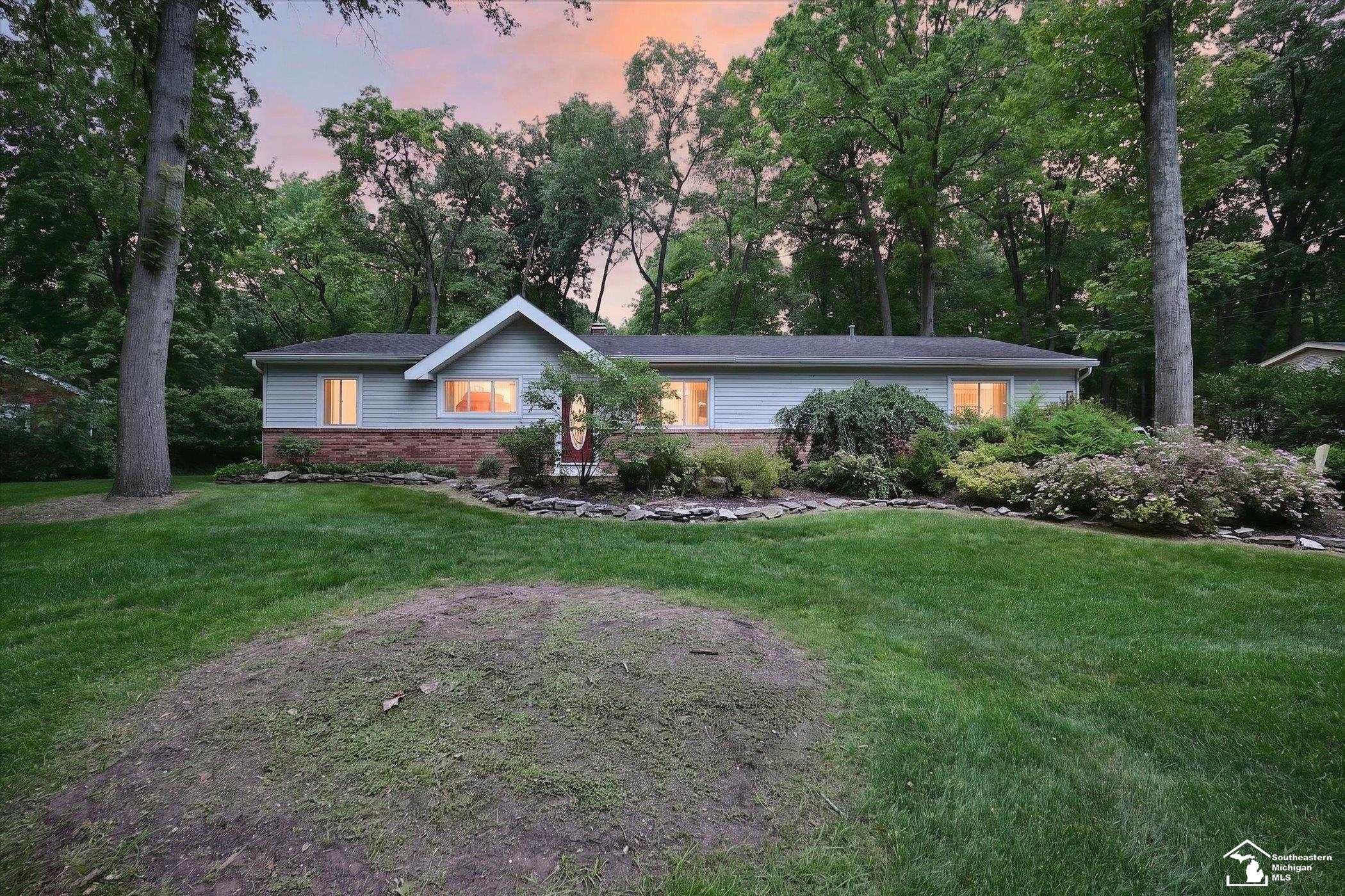 2854 Thunderbird Trail Trail