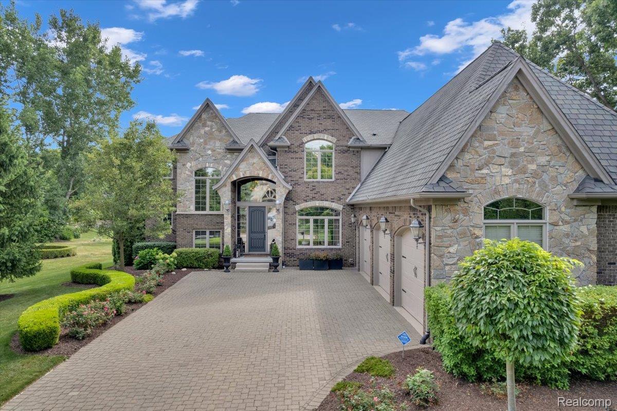 54159 DEER RIDGE Court