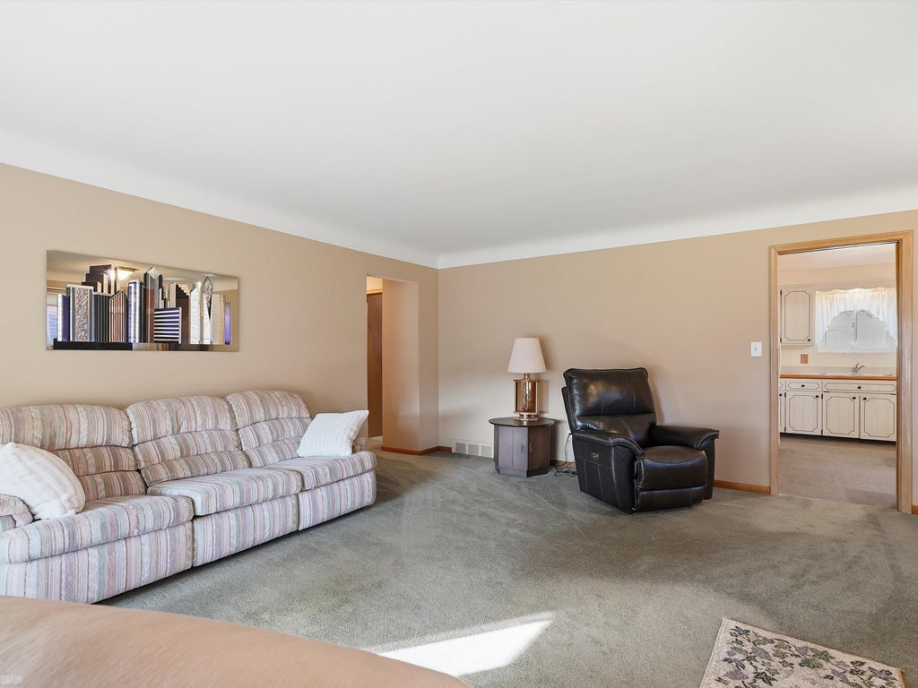 Photo of 20013 Mauer Street, St Clair Shores City, MI 48080 (MLS # 58050225633)