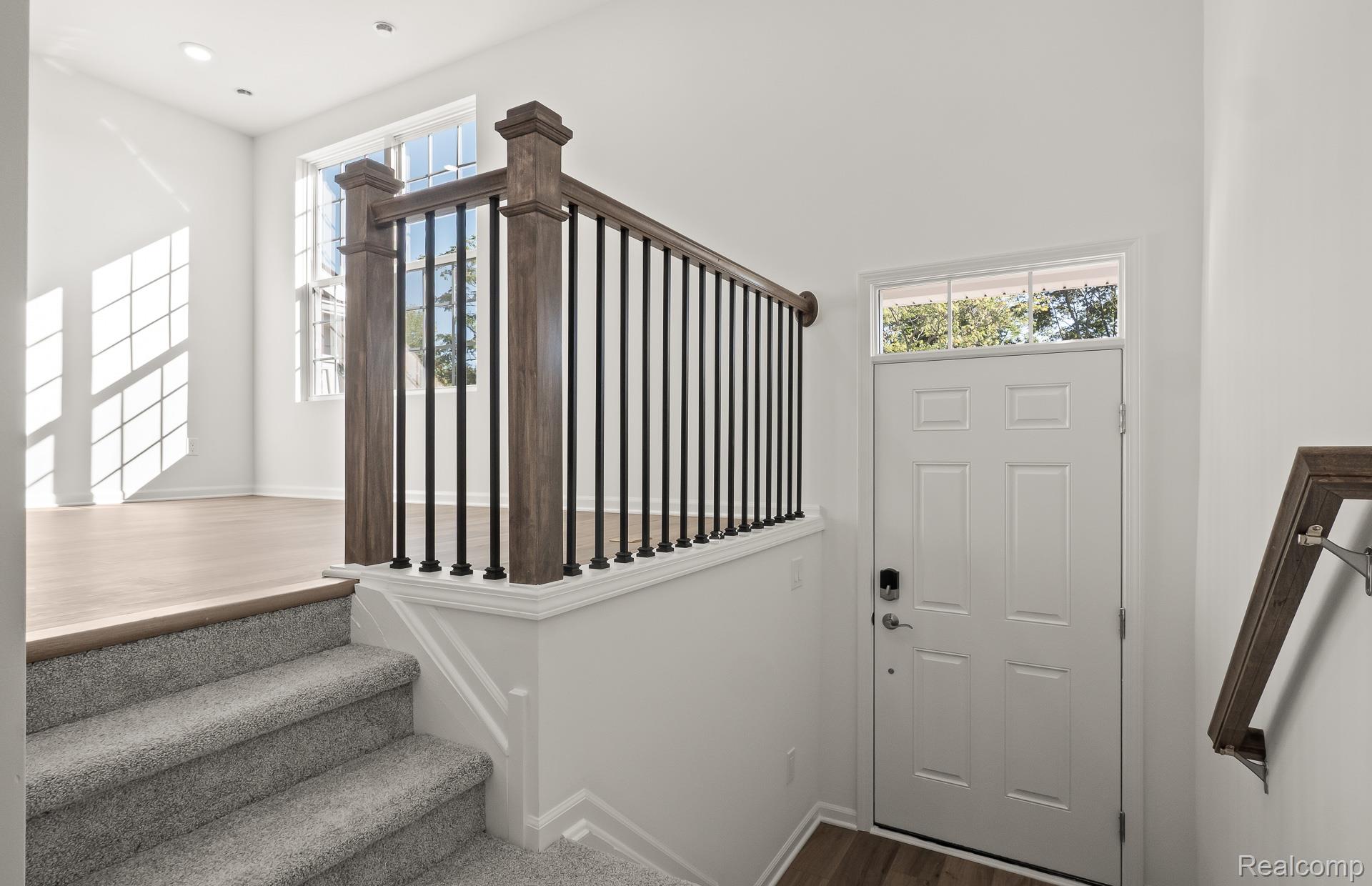 396 N Sydney Court
