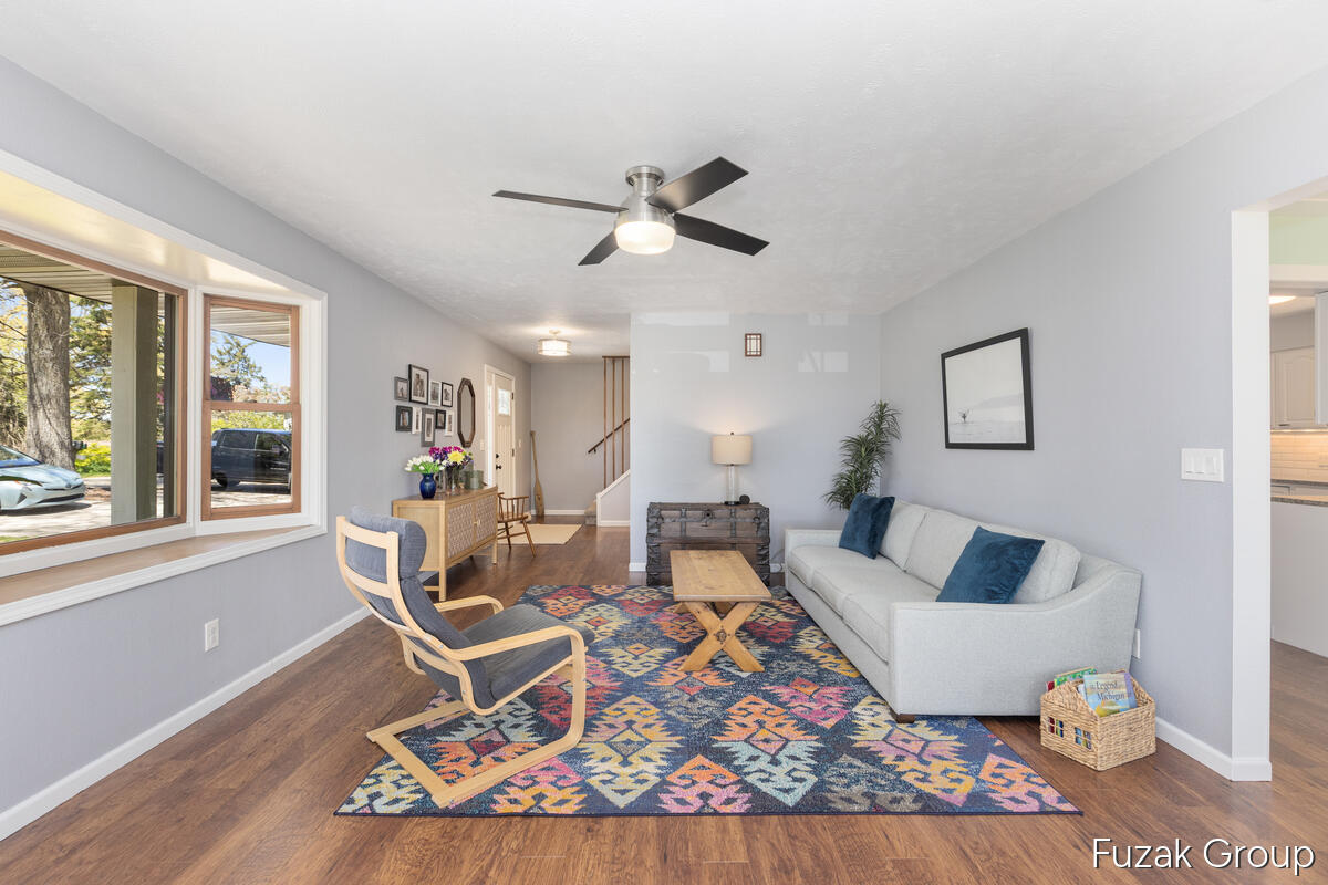 15780 Ridge Lane