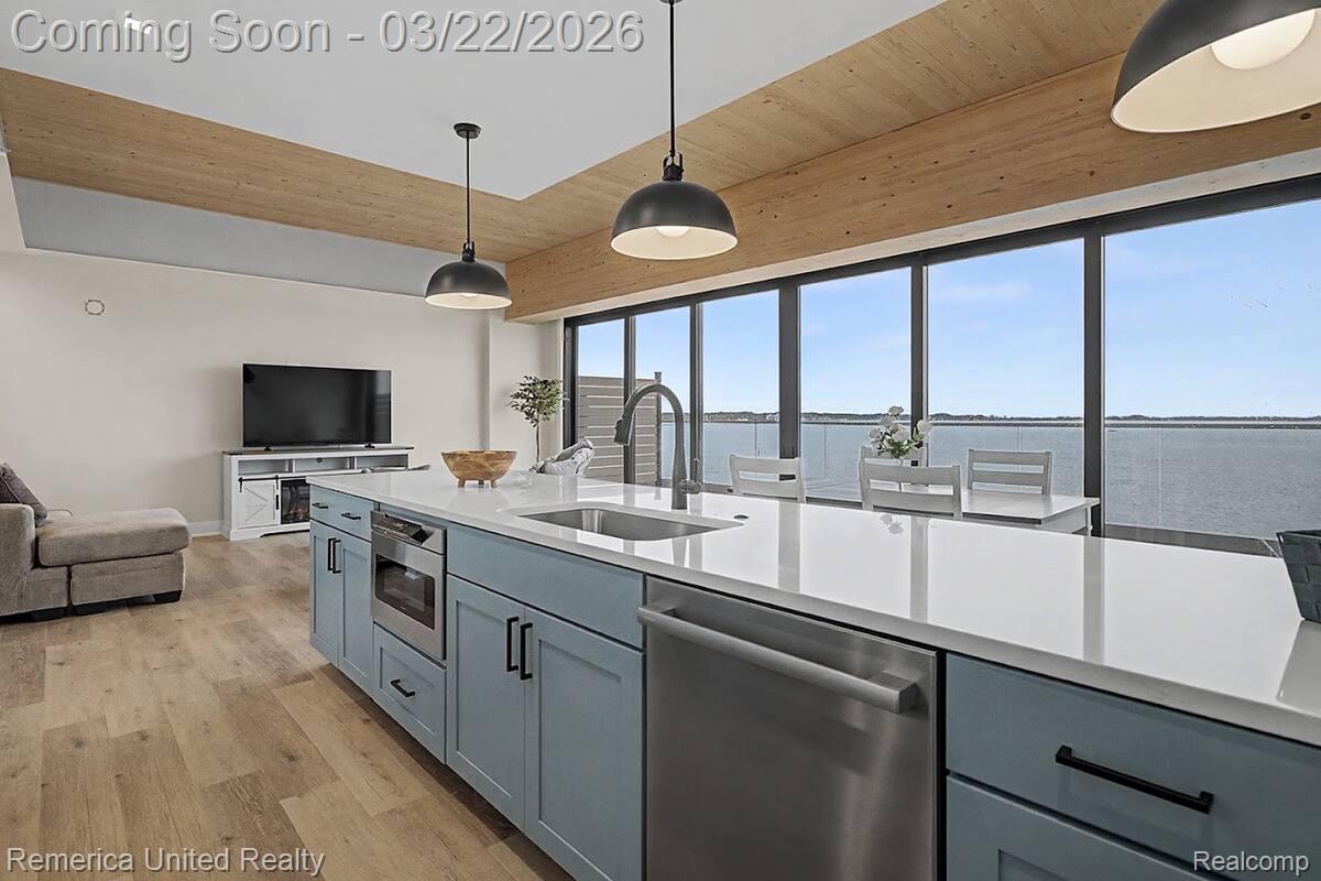 901 Adelaide Circle 602