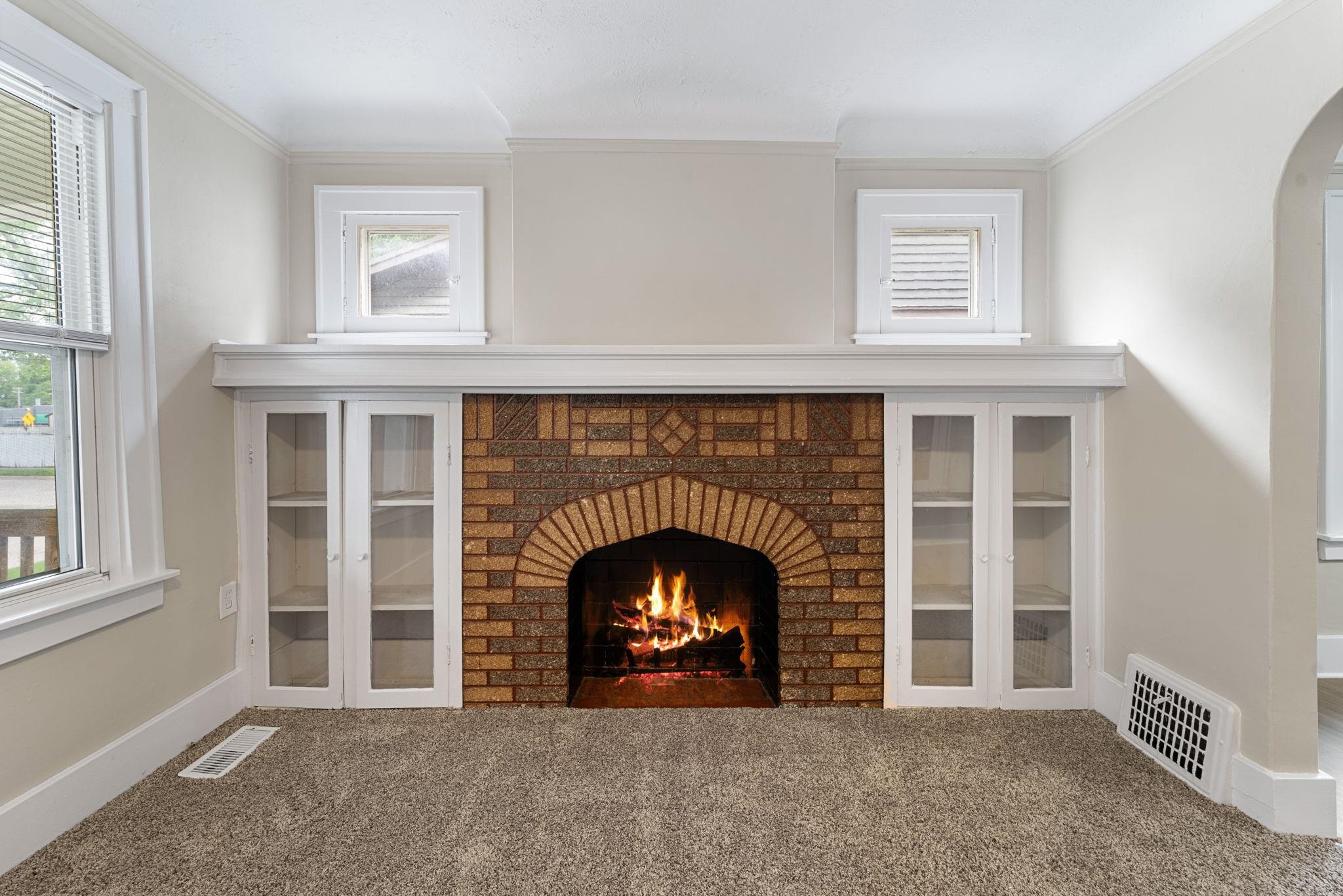 164 W Muir Avenue