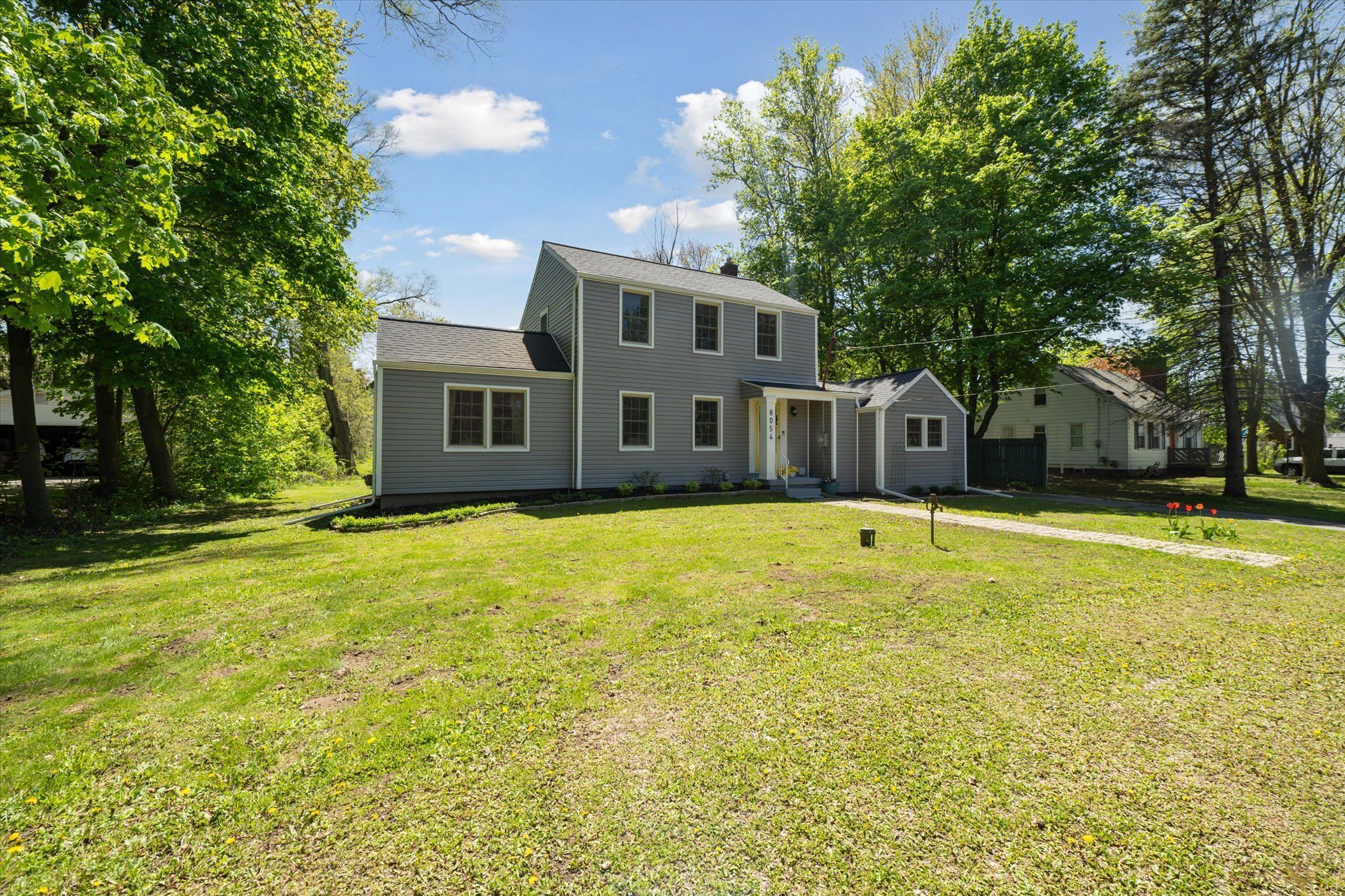 8054 DAVISON Road