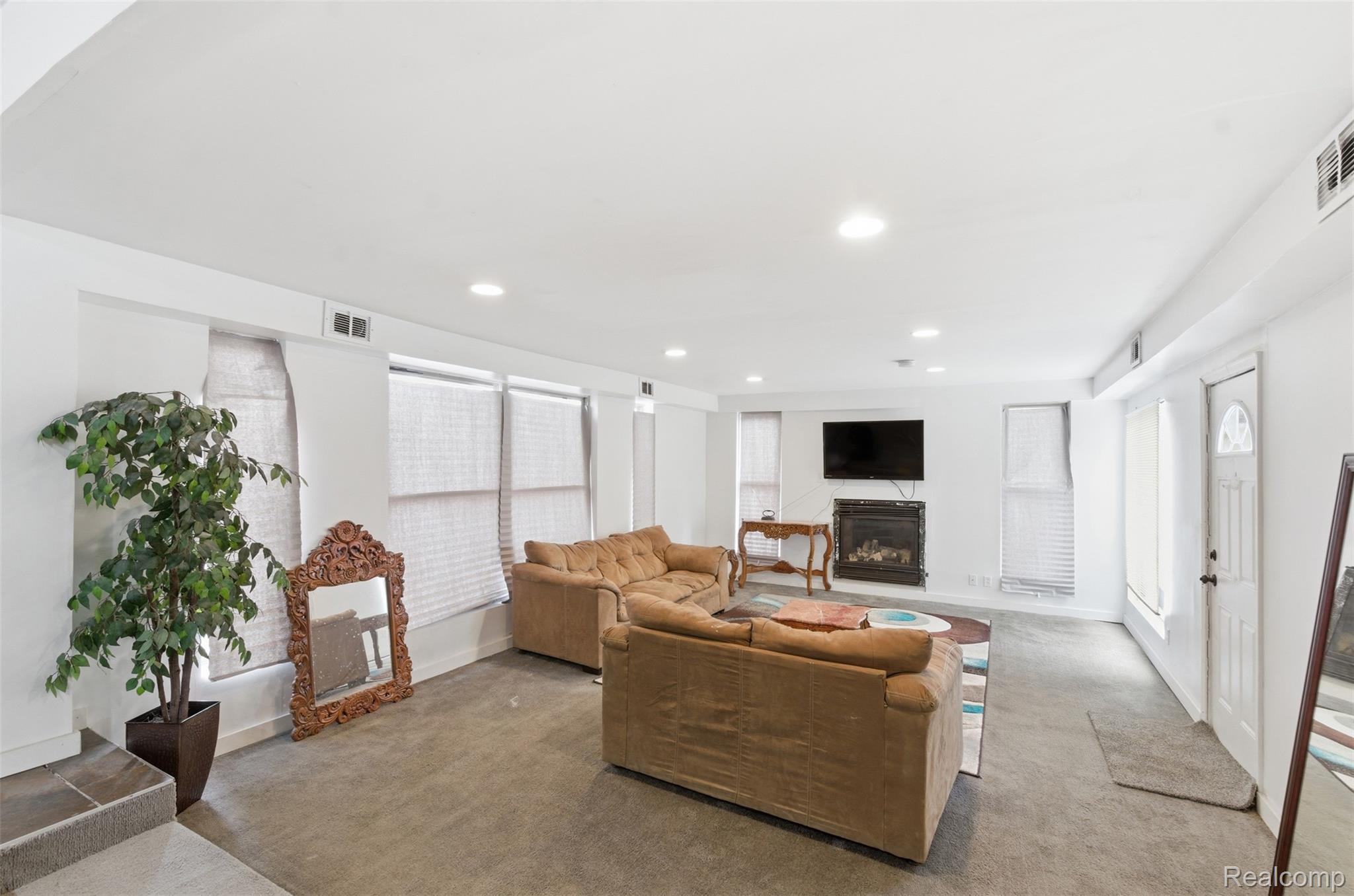 297 Starr Avenue