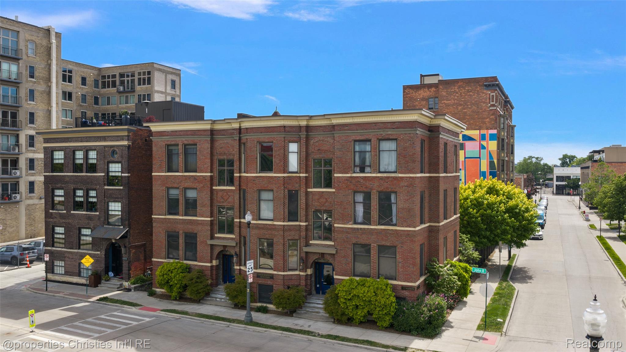 112 Watson Street 24