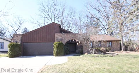4458 Southmoor Lane West Bloomfield Charter Township MI 48323