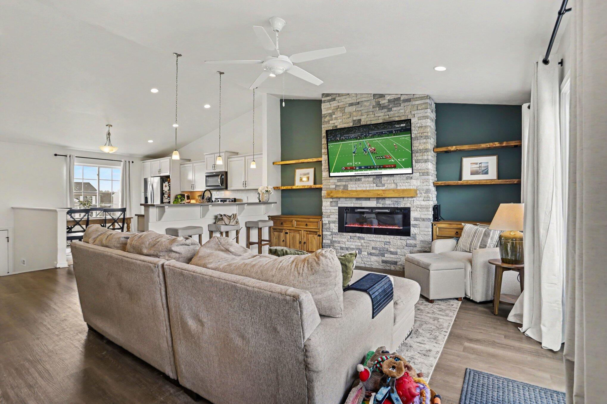 1637 Tea Pond Court