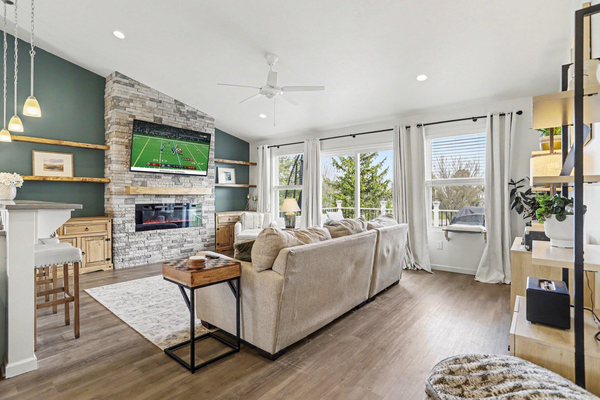 1637 Tea Pond Court