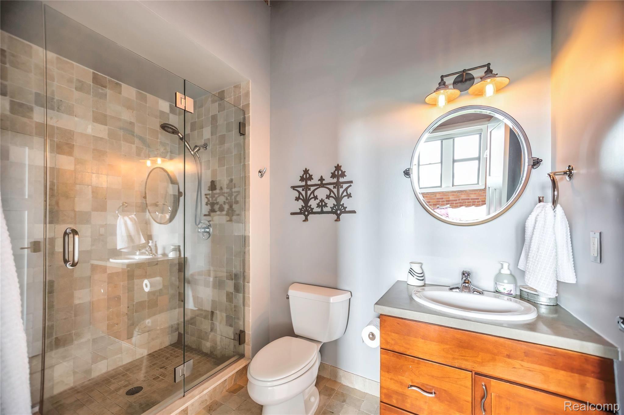 Detroit City, Michigan 48207, United States, 1 Bedroom Bedrooms, ,2 BathroomsBathrooms,Residential,Active,178792